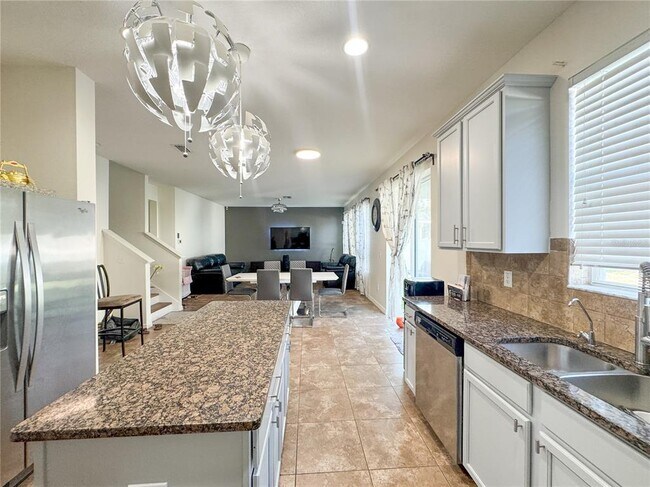 Building Photo - 5594 Angelonia Terrace