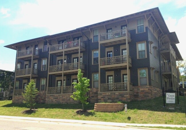 Foto del edificio - 705 W Douglas St