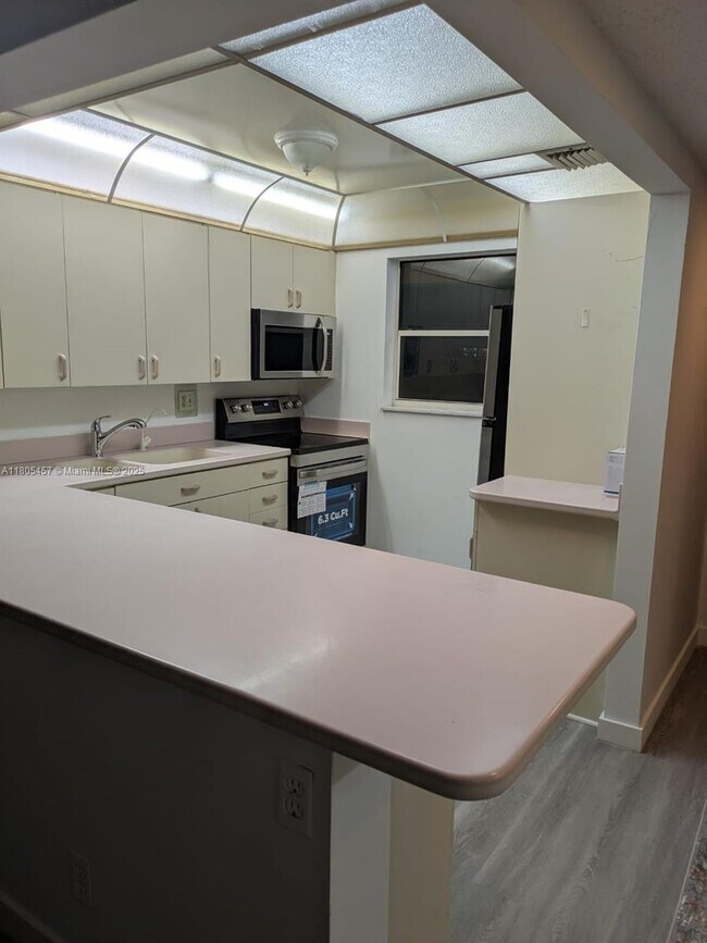 Foto del edificio - 2309 S Cypress Bend Dr