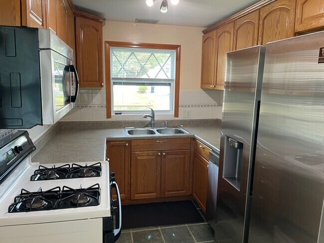 Foto del edificio - Single Family Home For Rent in North Kingstown!