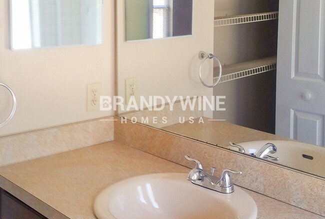 Foto del edificio - 5222 Aragon Ave