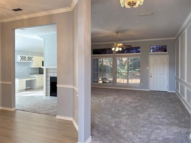 Building Photo - 6202 Sandstone Dr