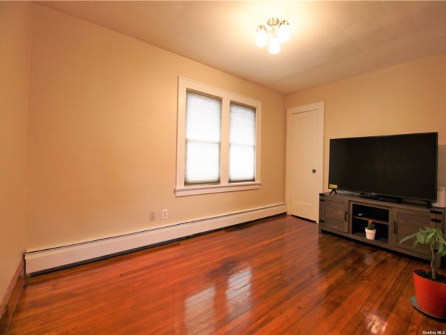 Primary Photo - 2728 Harrison Ave