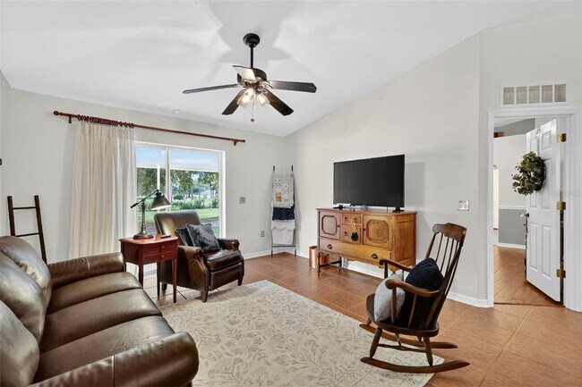 Foto del edificio - 1060 Osprey Cove Cir