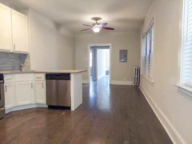 Foto del edificio - 5158 N Leavitt St