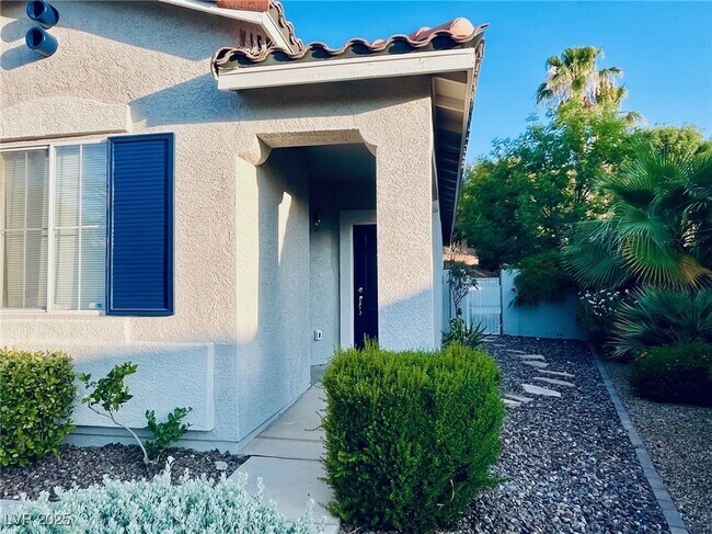 Foto del edificio - 2271 Surrey Meadows Ave