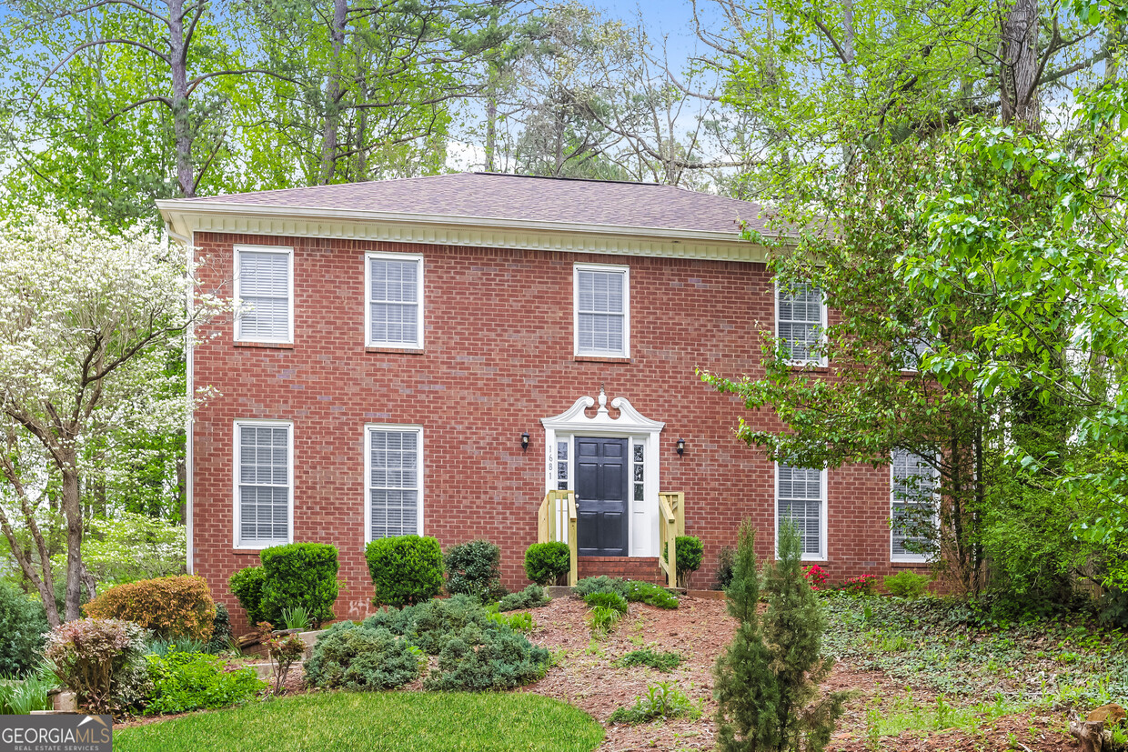 Foto principal - 1681 Oak Crest Ct