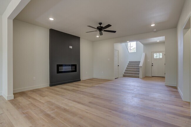 Foto del edificio - 3425 24th St