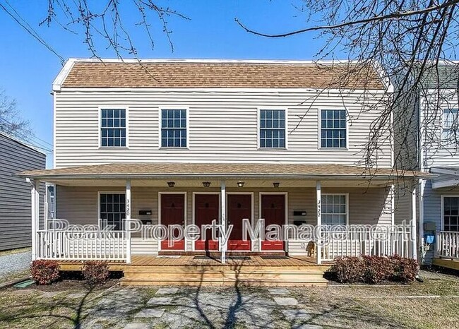 Photo - 3422 S St House