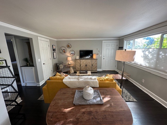 Photo - 7112 N Richmond Ave Apartment