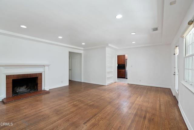 Foto del edificio - 15224 Weddington St