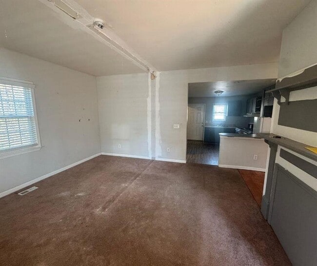 Foto del edificio - 5608 W Pine St