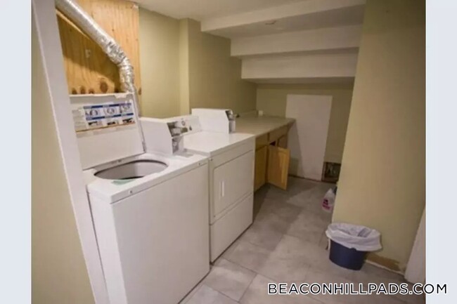 Building Photo - 59 Pinckney St