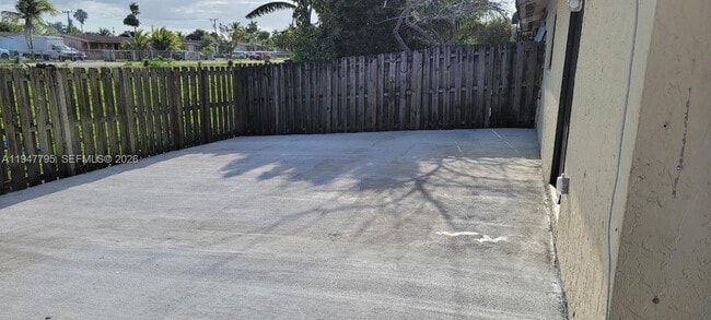 Foto del edificio - 14242 SW 283rd St