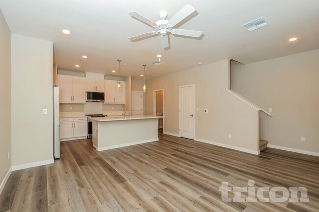 Building Photo - 10446 Barrena Lp