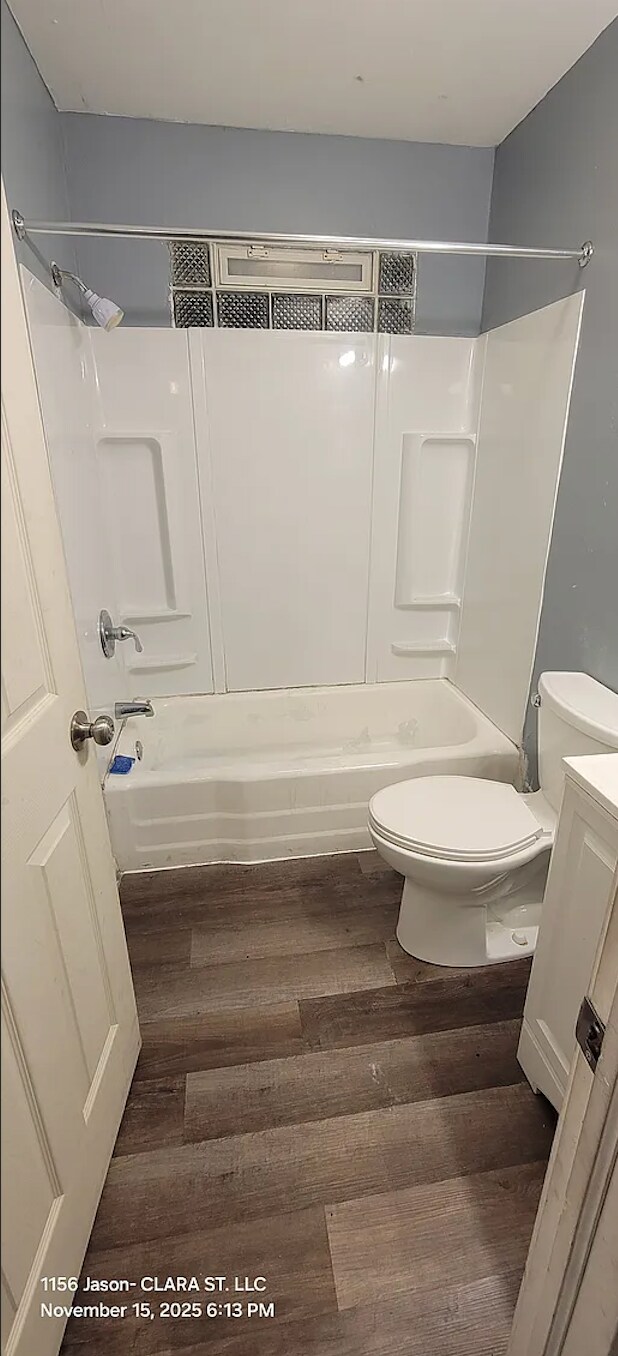 Foto del edificio - 1156 Jason Ave