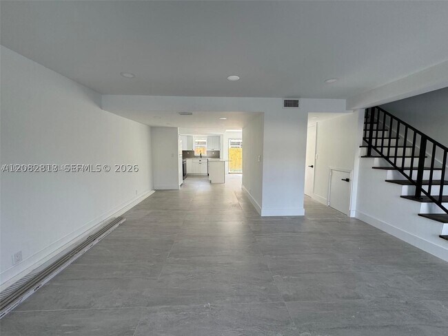 Building Photo - 6628 SW 41st St