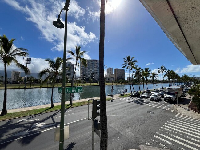 Foto del edificio - Waikiki Studio: Upgraded 0 Bed, 1 Bath, Ne...