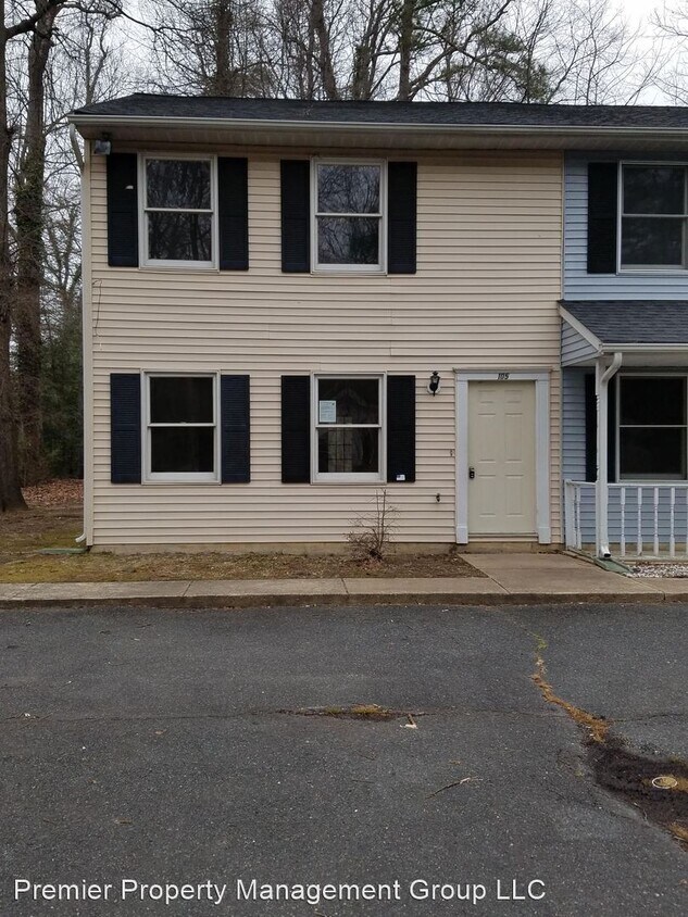Primary Photo - 2 br, 1.5 bath House - 105 10th Street