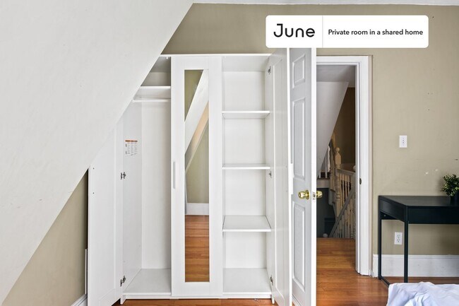 Foto del edificio - Room in Shared 6 bed/2 bath home in Allston