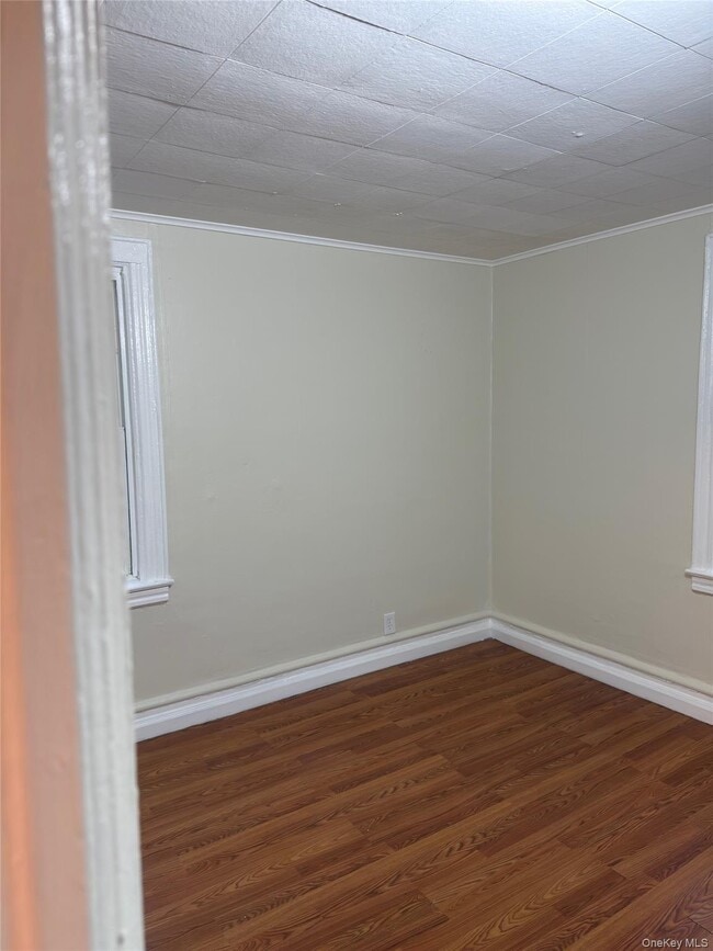 Foto del edificio - 104-16 124th St