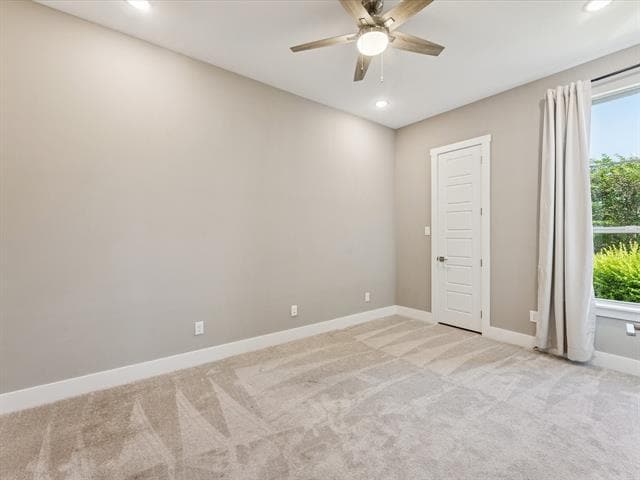 Building Photo - 914 St George Pl