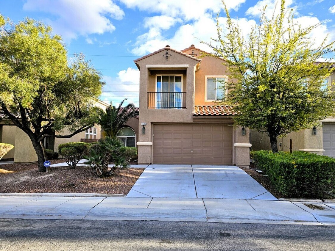 Primary Photo - Aliante 4 bedroom 3 bath!!