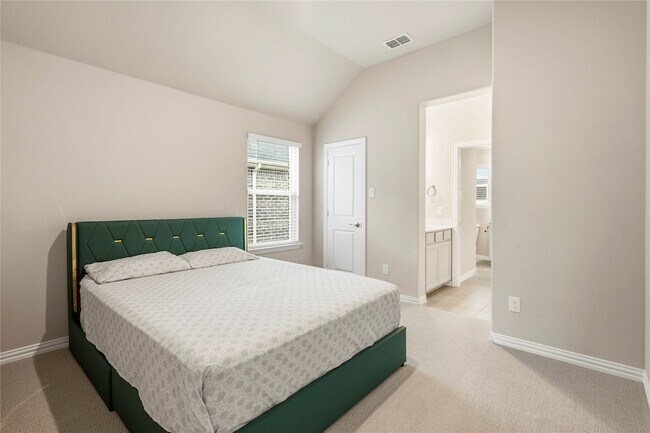 Foto del edificio - 2213 Cherrybark Trl