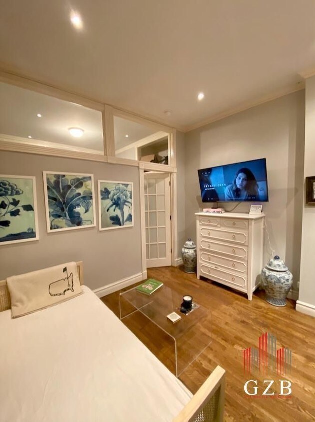Foto principal - 248 Mott St