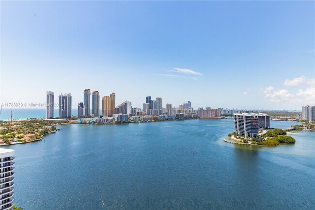 Foto del edificio - 3530 Mystic Pointe Dr