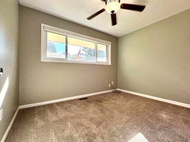 Foto del edificio - 24461 Willow Ln