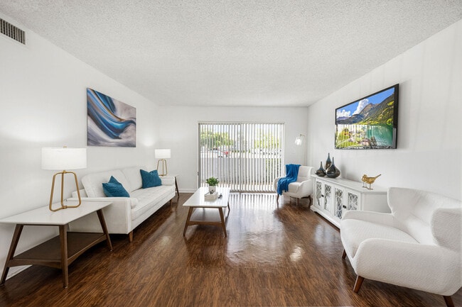 2/2 - Living Room - One Park Plaza Apartments