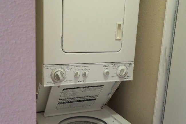 Foto del edificio - 7120 Shoreline Dr