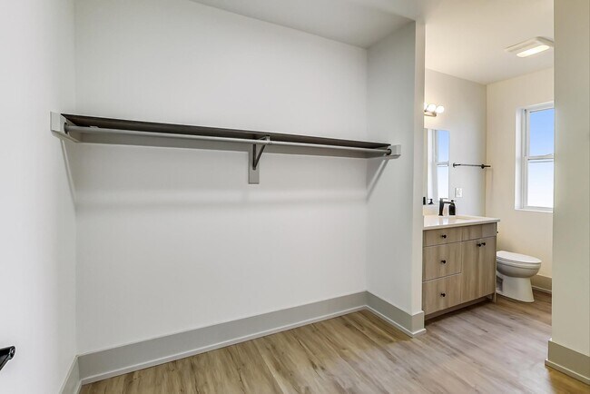 Foto del edificio - 3546 N Southport Ave