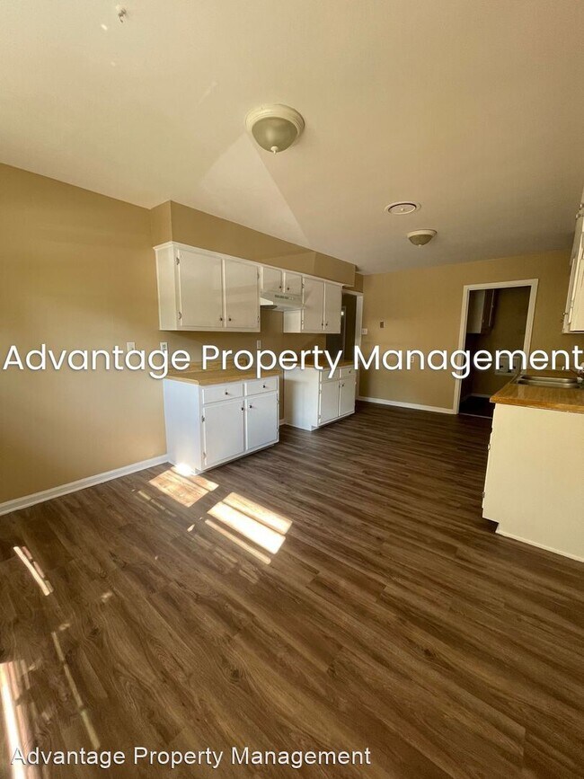 Foto del edificio - 3 br, 1.5 bath House - 1922 Coventry Dr.