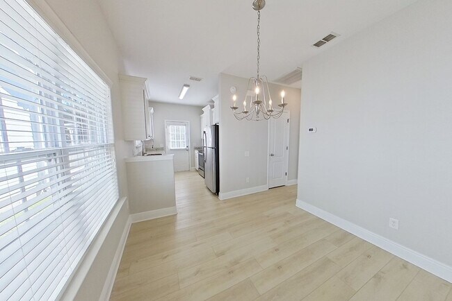 Foto del edificio - 303 Summercreek Cove