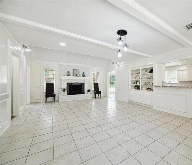 Foto del edificio - 9518 Godstone Ln