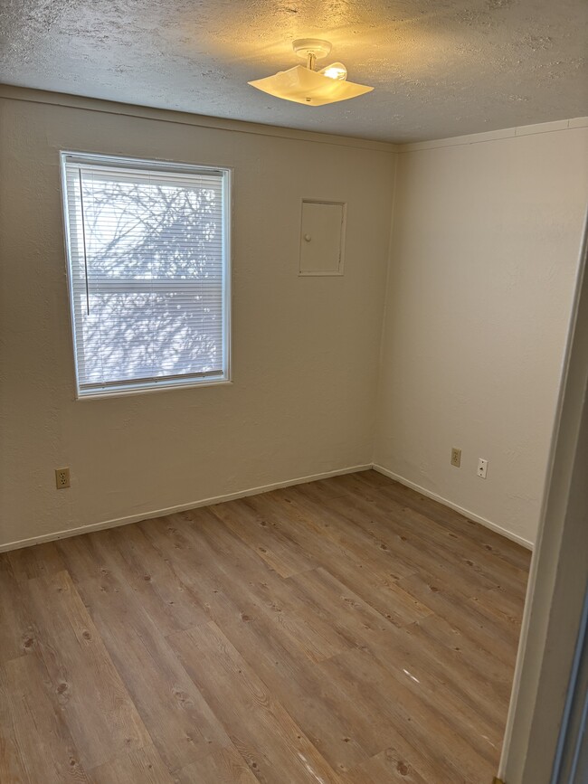 Building Photo - 1819 Carroll St