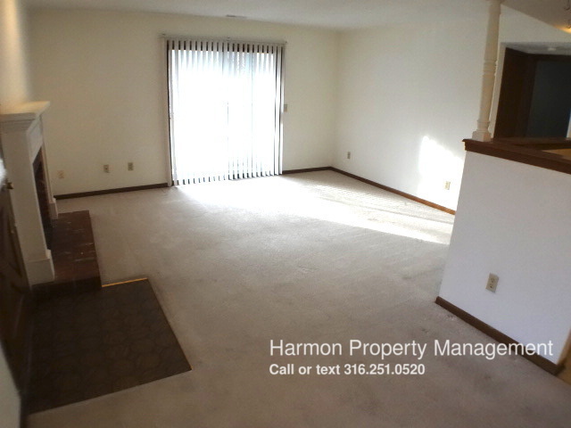 Building Photo - 1203 N Bitting Ave