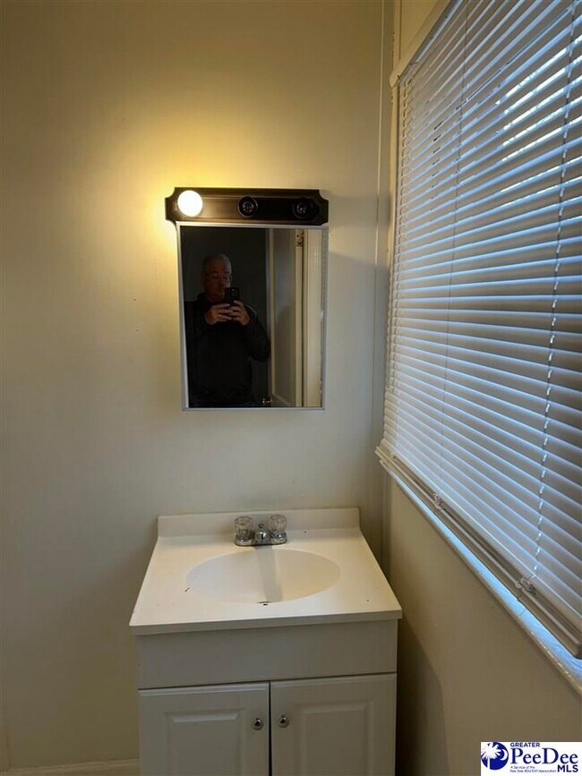 Foto del edificio - 713 Georgetown St