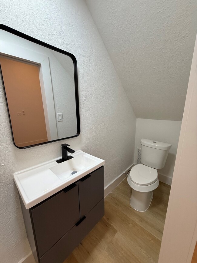 Foto del edificio - 1118 Wyoming St