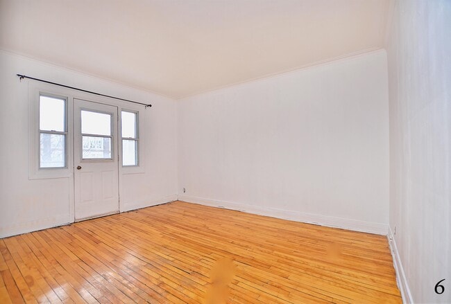 Building Photo - 2390 Pie-IX Blvd