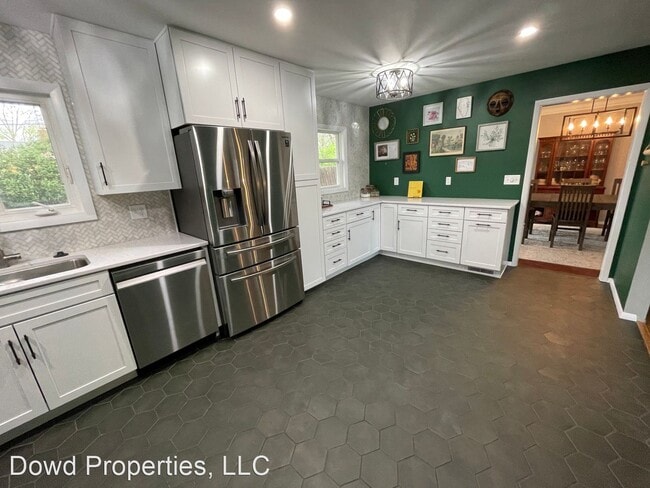 Building Photo - 3 br, 2 bath House - 17 Knollcrest Court