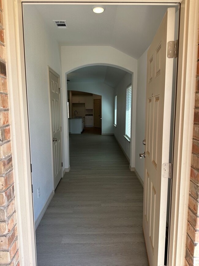 Building Photo - Live the West Texas Dream for $2,799/Month