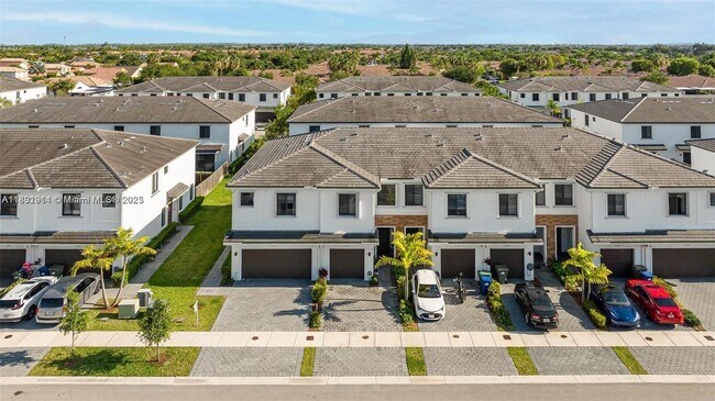 Foto del edificio - 10934 SW 235th St
