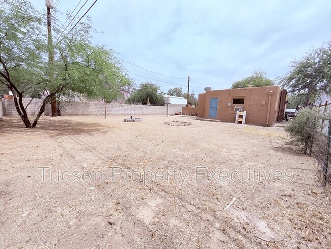 Foto del edificio - 1233 E Mabel St