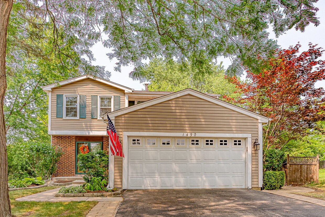 1490 Paisley Ct, Hoffman Estates, IL 60010 House for Rent in Hoffman