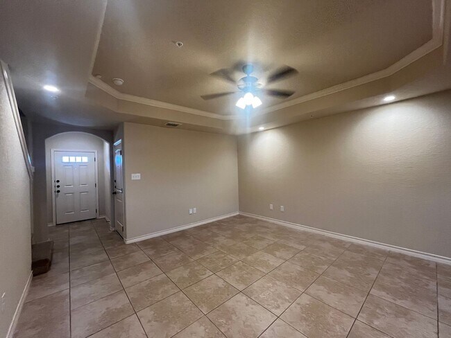 Foto del edificio - 6426 Marcel Way #103, San Antonio, TX. 78233