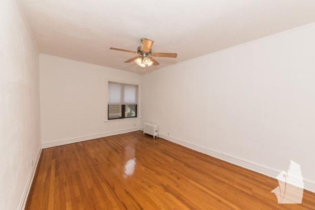 Foto del edificio - 2 bedroom in Chicago IL 60657