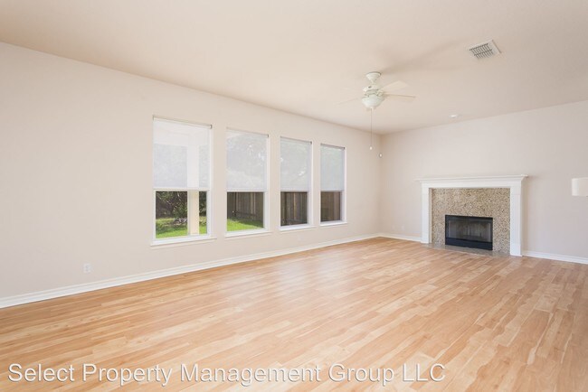 Building Photo - 3 br, 2.5 bath House - 1342 Pinnacle Falls
